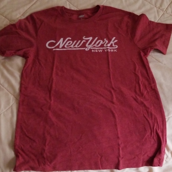Old Navy Tops - T shirt- New York